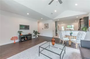 10126 Budtime Ln, Dallas, TX 75217 - Photo 12