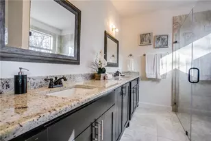 10126 Budtime Ln, Dallas, TX 75217 - Photo 20