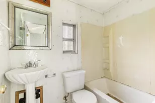 190 Creek Dr, Whitney, TX 76692 - Photo 12