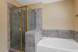 5104 Redwater Dr, Arlington, TX 76018 - Photo 12