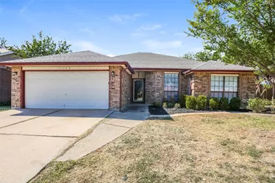5104 Redwater Drive, Arlington, TX 76018 - Photo 1