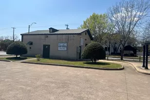 410 W Ennis, Ennis, TX 75119 - Photo 1