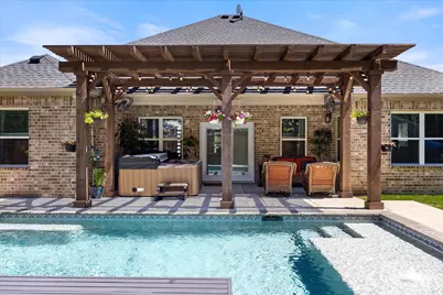 2610 Austin Drive, Granbury, TX 76048 - Photo 2