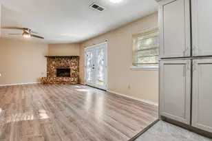 628 Thompson St, Everman, TX 76140 - Photo 8