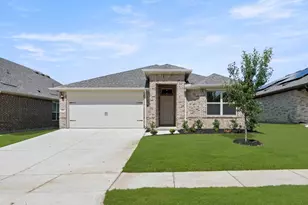 2109 Hickory Ln, Aubrey, TX 76227 - Photo 4