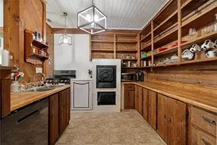 1105 County Rd 1420, Bogata, TX 75417 - Photo 10