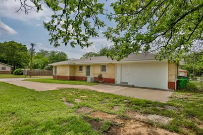 1102 Fair Avenue, Gainesville, TX 76240 - Photo 14