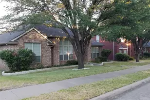 3620 Field Stone Dr, Carrollton, TX 75007 - Photo 2