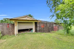 2300 Fm 2331, Godley, TX 76044 - Photo 16