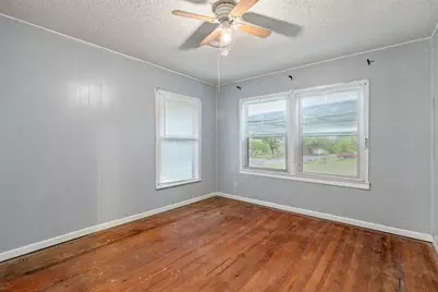 302 W Grogan Street, Hamilton, TX 76531 - Photo 30