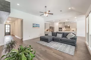 1513 Evening Primrose Dr, Mansfield, TX 76063 - Photo 8