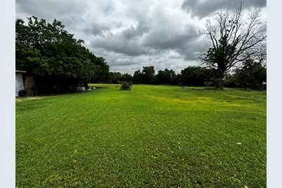 322 Hill Street, Grand Prairie, TX 75050 - Photo 34