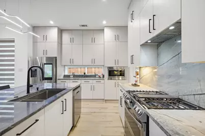 2433 Vagas Street, Dallas, TX 75219 - Photo 12