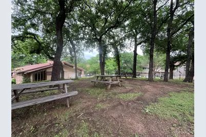 5718 Meadow Wood Lane, Fort Worth, TX 76112 - Photo 22