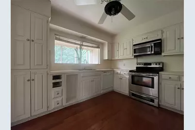 5718 Meadow Wood Lane, Fort Worth, TX 76112 - Photo 8