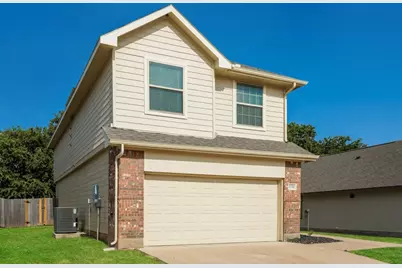 8300 Runner Oak Lane, Fort Worth, TX 76123 - Photo 2