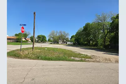 5840 Calloway Street, Sansom Park, TX 76114 - Photo 2