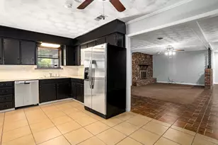 405 Harriett St, Arlington, TX 76010 - Photo 12