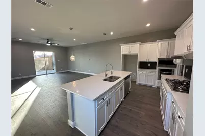 415 S Glasgow Drive, Dallas, TX 75223 - Photo 6