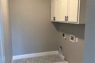 415 S Glasgow Dr, Dallas, TX 75223 - Photo 18