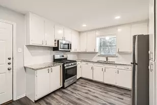 7805 Whitney Dr, White Settlement, TX 76108 - Photo 8