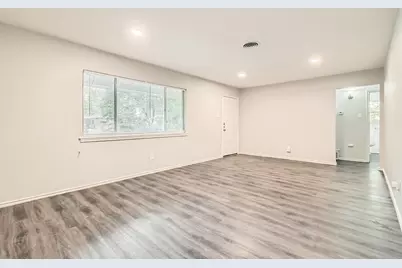 7805 Whitney Drive, White Settlement, TX 76108 - Photo 6