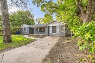 7805 Whitney Dr, White Settlement, TX 76108 - Photo 2