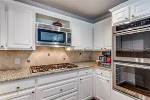 2229 Weatherbee St, Fort Worth, TX 76110 - Photo 10