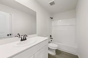 426 Rose Ave, Cleburne, TX 76033 - Photo 8