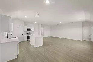 426 Rose Ave, Cleburne, TX 76033 - Photo 14