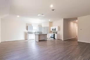 119 Kylie Dr, Cleburne, TX 76031 - Photo 4