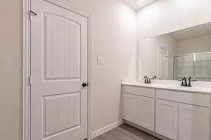 119 Kylie Dr, Cleburne, TX 76031 - Photo 8