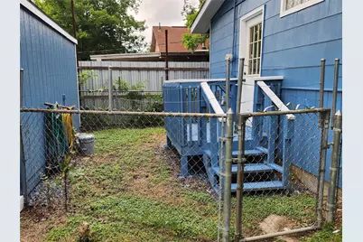 2908 Wilkinson Avenue, Fort Worth, TX 76103 - Photo 38