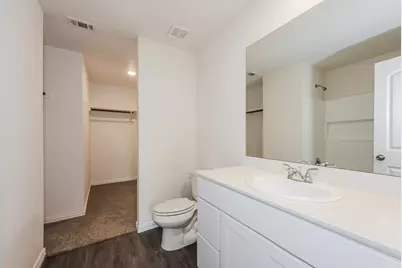 1300 N Brazos Avenue, Cleburne, TX 76031 - Photo 12