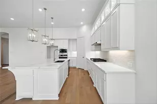 532 Lockhart St, Waxahachie, TX 75165 - Photo 6