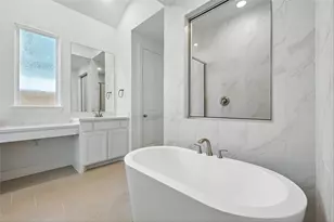 532 Lockhart St, Waxahachie, TX 75165 - Photo 14