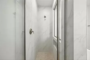 532 Lockhart St, Waxahachie, TX 75165 - Photo 16