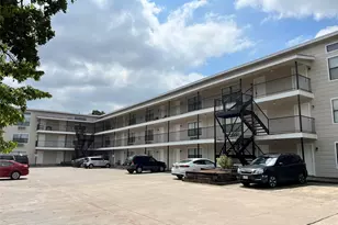 701 W Sycamore St, Denton, TX 76201 - Photo 2