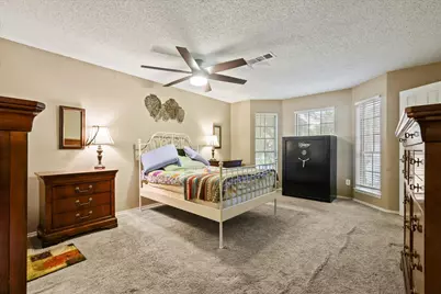 905 Birkshire Drive, Lewisville, TX 75077 - Photo 10