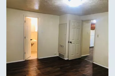 518 W Sycamore Street, Denton, TX 76201 - Photo 8
