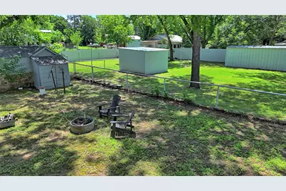 411 W Pine Street, Nocona, TX 76255 - Photo 24