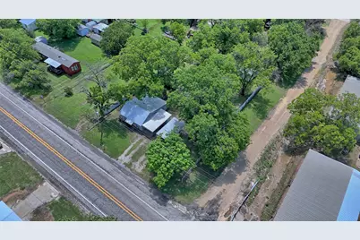 411 W Pine Street, Nocona, TX 76255 - Photo 22