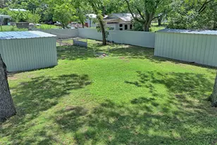 411 W Pine St, Nocona, TX 76255 - Photo 30
