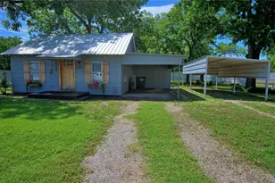 411 W Pine St, Nocona, TX 76255 - Photo 14