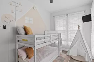 711 W Knox St, Ennis, TX 75119 - Photo 20