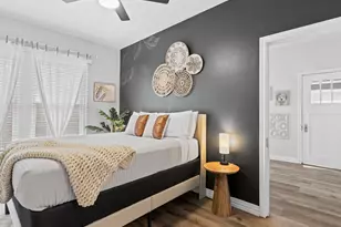 711 W Knox St, Ennis, TX 75119 - Photo 18