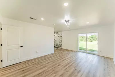 229 W Oaks Circle, Sulphur Springs, TX 75482 - Photo 32