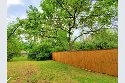 2115 Glenwood Lane, Denton, TX 76209 - Photo 24