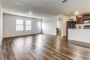 401 Everglades St, Princeton, TX 75407 - Photo 6