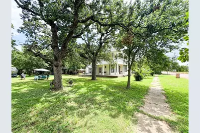 711 W 6th Street, Cisco, TX 76437 - Photo 36